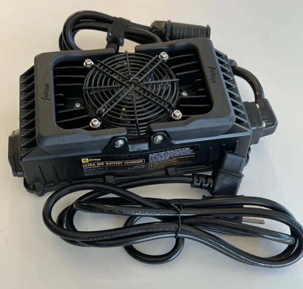 ultra-bee-charger-181893_669x639.webp ultra-bee-charger-181893_669x639.webp